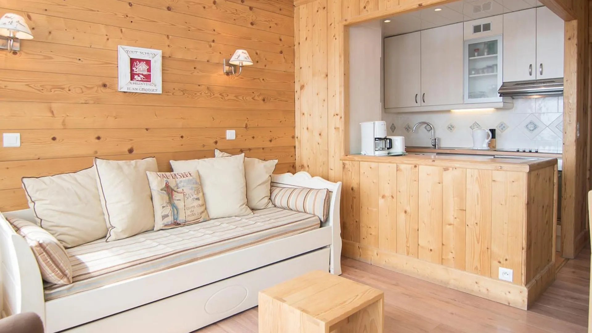 2 Pieces Sud A 500 M Des Pistes Avec Wifi Et Animaux Admis - Fr-1-449-53 Apartment Tignes